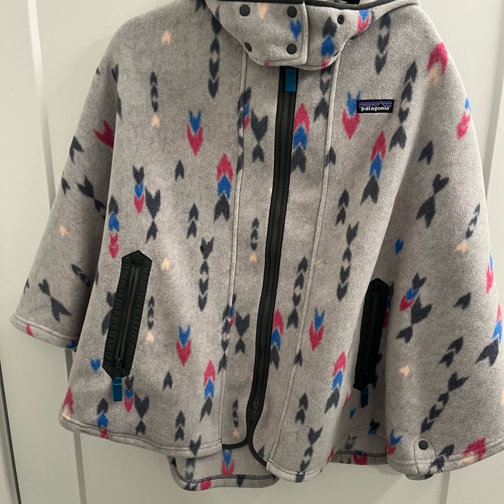 Patagonia Synchilla Multicolor Fleece Poncho/Cape